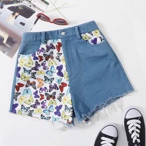 High waisted shorts 🦋